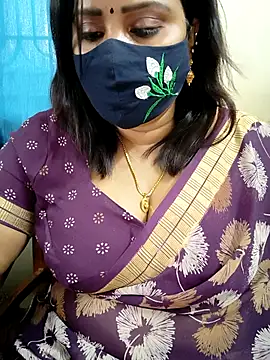 Queenflowerr online show from 02/23/26, 05:52