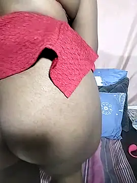 Snapshot of Sexy-Monikaa chatting on 09/21/25, 12:10 Sexy-Monikaa online show from 09/21/25, 12:10