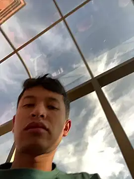 sebaxx8  online show from 02/25/25, 09:37