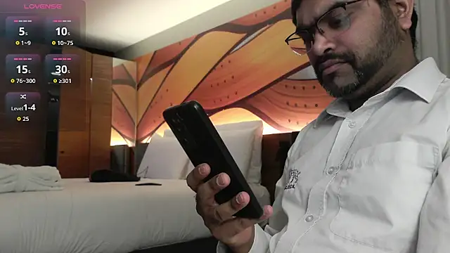 Snapshot of IndienTiger chatting on 01/13/26, 07:40 IndienTiger online show from 01/13/26, 07:40