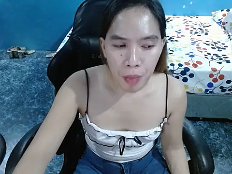 Asianpinaybeauty yam007 online show from 11/18/25, 10:51