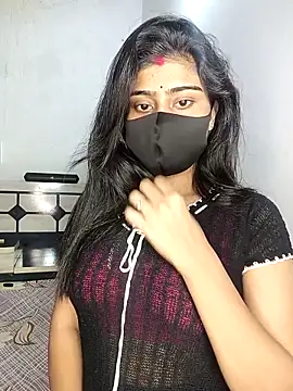 Snapshot of Love-N chatting on 02/13/26, 08:09 Love-N online show from 02/13/26, 08:09