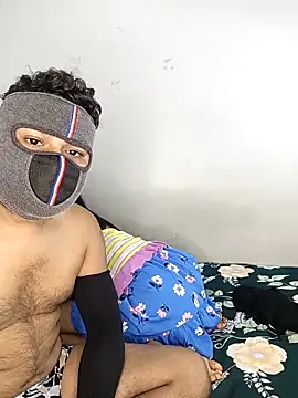 Snapshot of Love-N chatting on 02/20/26, 10:44 Love-N online show from 02/20/26, 10:44