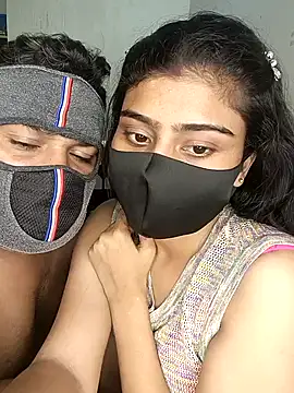 Snapshot of Love-N chatting on 02/11/26, 07:36 Love-N online show from 02/11/26, 07:36