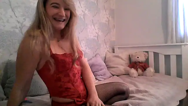 Snapshot of Delilahs_Playtime chatting on 01/30/25, 01:09 Delilahs Playtime online show from 01/30/25, 01:09