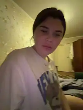 ella zzz online show from 04/03/26, 06:14