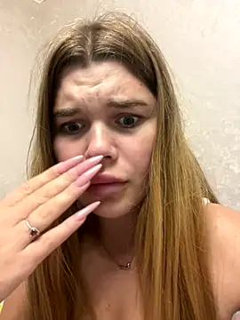 ella zzz online show from 10/10/25, 07:25