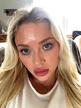 blissdimicco online show from 10/21/25, 11:42