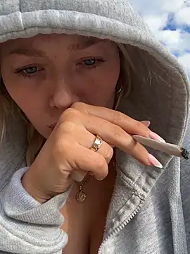 blissdimicco online show from 11/04/25, 11:36