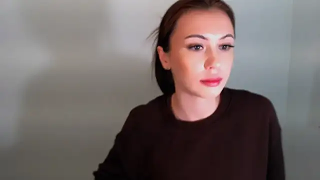 Snapshot of Nikonara_Love chatting on 12/01/25, 12:50 Nikonara Love online show from 12/01/25, 12:50