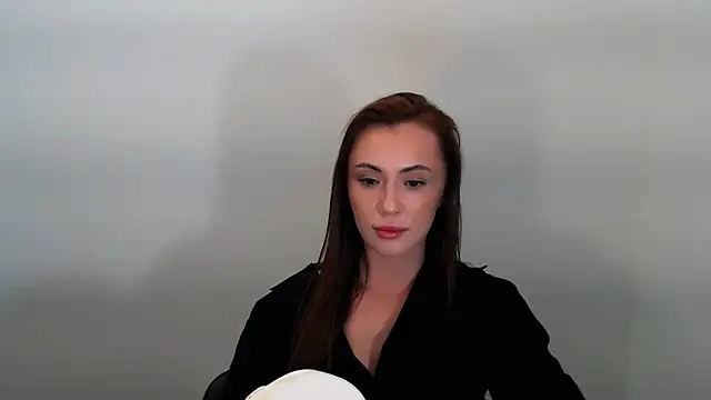 Snapshot of Nikonara_Love chatting on 11/03/25, 07:28 Nikonara Love online show from 11/03/25, 07:28