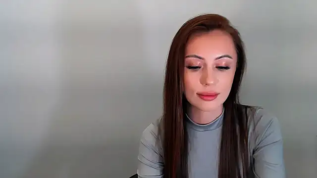 Snapshot of Nikonara_Love chatting on 12/04/25, 01:10 Nikonara Love online show from 12/04/25, 01:10