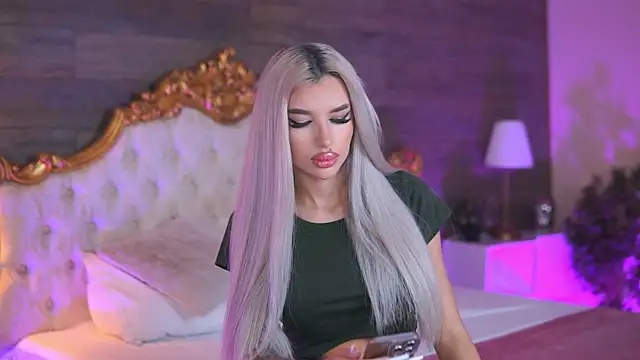 Juicy Jessye online show from 10/10/25, 07:47