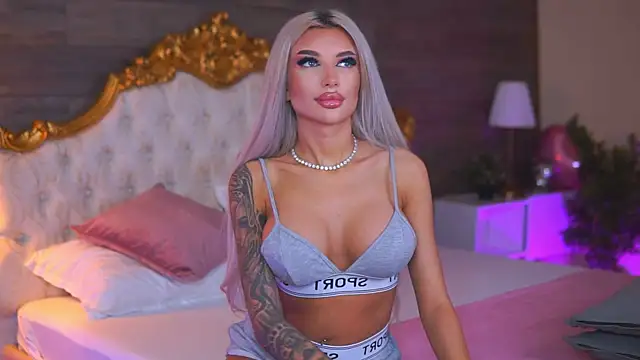 Juicy Jessye online show from 04/18/26, 08:09