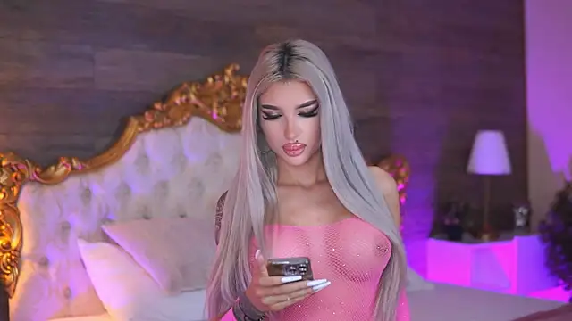 Juicy Jessye online show from 10/08/25, 07:47