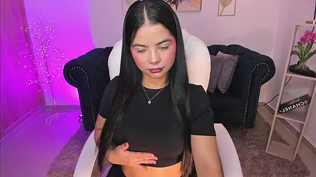 Layla Breezee online show from 01/18/26, 12:30