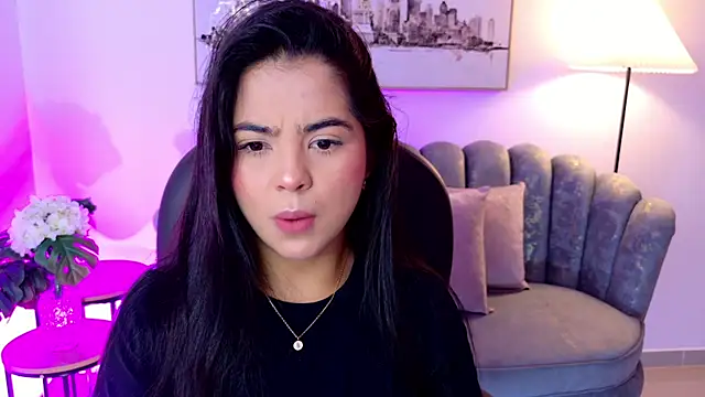 Snapshot of Layla_Breezee chatting on 05/01/26, 11:59 Layla Breezee online show from 05/01/26, 11:59