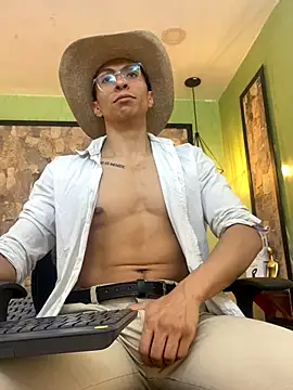 ApoloCruz online show from 10/03/25, 06:04