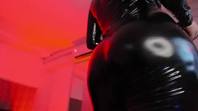 Snapshot of bonnieAn chatting on 10/26/25, 11:21 bonnieAn online show from 10/26/25, 11:21