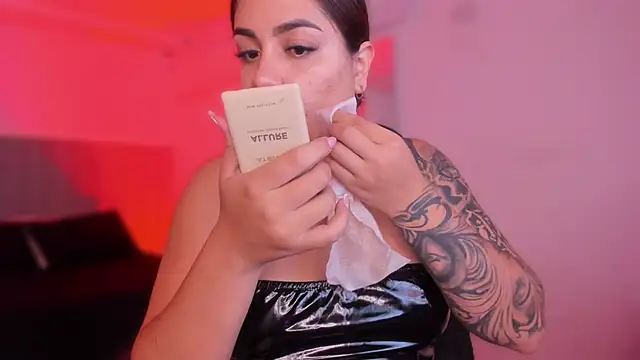 Snapshot of bonnieAn chatting on 11/30/25, 11:22 bonnieAn online show from 11/30/25, 11:22