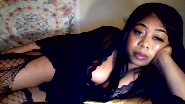 angeliquebelcali online show from 12/21/25, 12:24