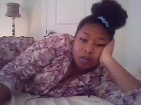 Snapshot of angeliquebelcali chatting on 03/17/25, 03:25 angeliquebelcali online show from 03/17/25, 03:25