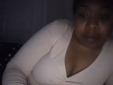 Snapshot of angeliquebelcali chatting on 03/07/25, 04:46 angeliquebelcali online show from 03/07/25, 04:46