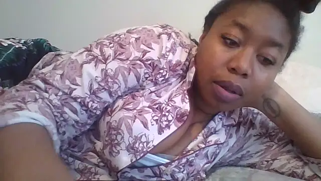 Snapshot of angeliquebelcali chatting on 02/23/25, 06:12 angeliquebelcali online show from 02/23/25, 06:12