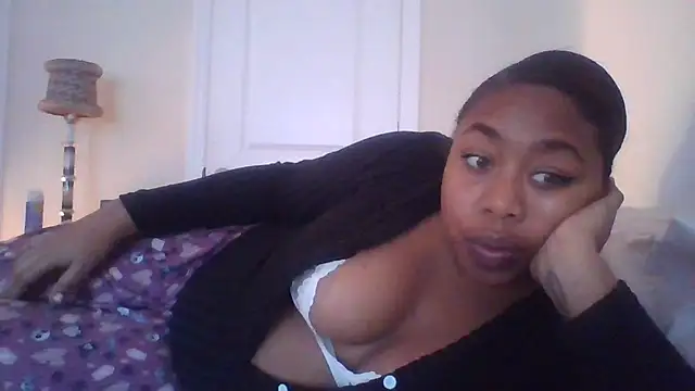 Snapshot of angeliquebelcali chatting on 03/22/25, 10:59 angeliquebelcali online show from 03/22/25, 10:59