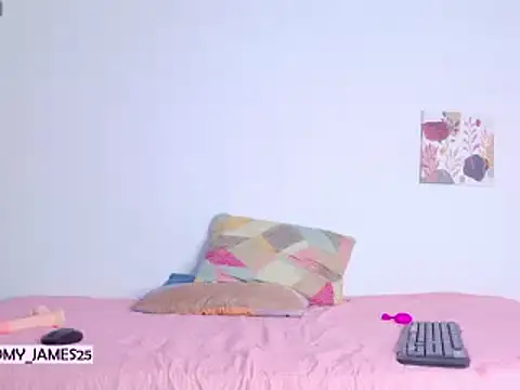 nahomy james25 online show from 02/12/25, 12:22