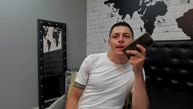 Frank Millers online show from 11/20/25, 08:42