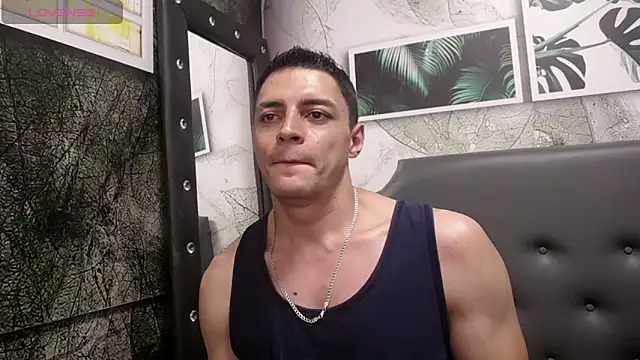 Snapshot of Frank_Millers chatting on 02/26/25, 10:58 Frank Millers online show from 02/26/25, 10:58