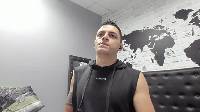 Frank Millers online show from 12/04/25, 06:29