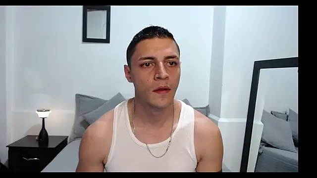 Snapshot of Frank_Millers chatting on 07/15/26, 11:23 Frank Millers online show from 07/15/26, 11:23