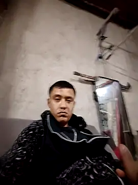 Snapshot of Ch420 chatting on 10/06/25, 04:35 Ch420 online show from 10/06/25, 04:35