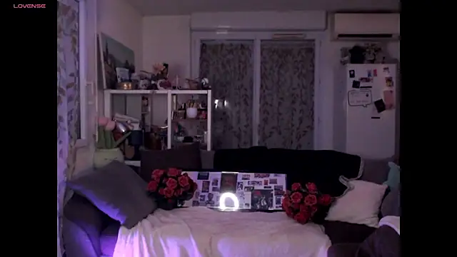 Snapshot of AdorahB3ll3 chatting on 01/18/26, 08:01 AdorahB3ll3 online show from 01/18/26, 08:01