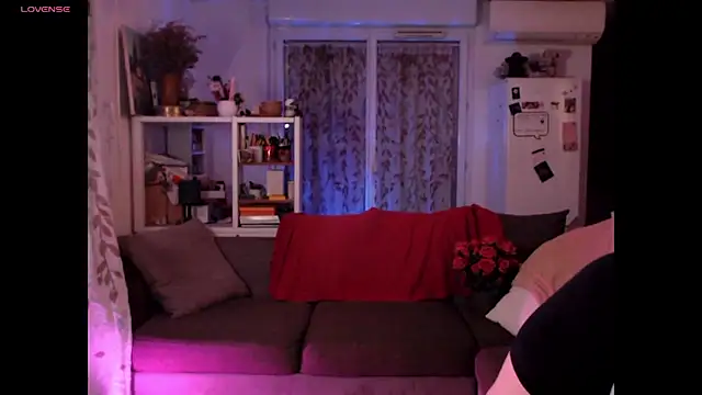 Snapshot of AdorahB3ll3 chatting on 10/13/25, 07:04 AdorahB3ll3 online show from 10/13/25, 07:04