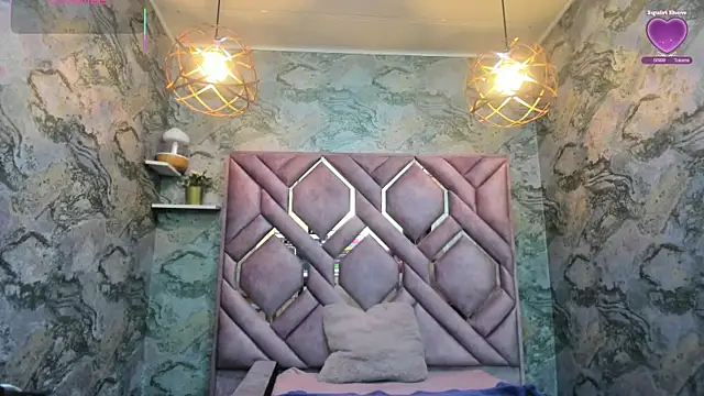 nefertiti ebony online show from 12/20/25, 05:32