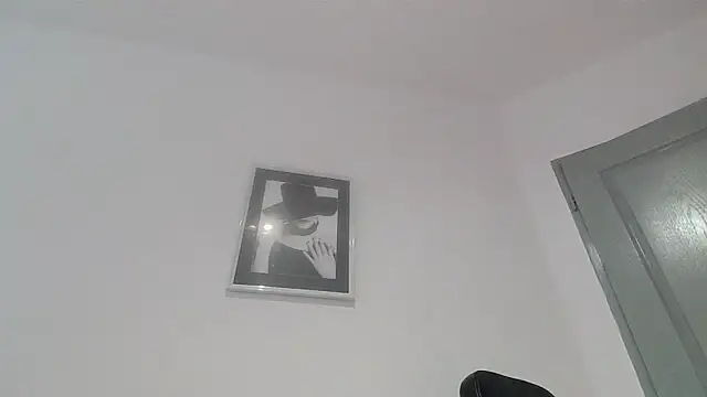 Snapshot of serena__vedette chatting on 11/07/25, 11:26 serena vedette online show from 11/07/25, 11:26