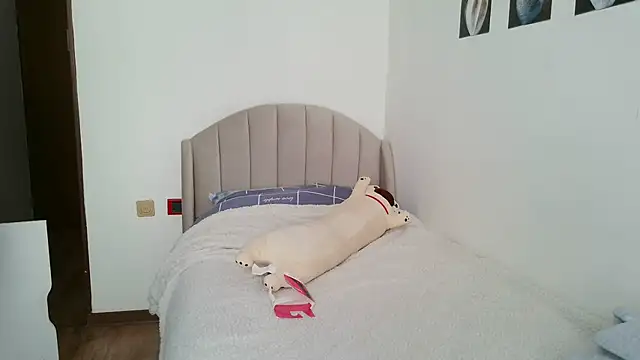 serena  vedette online show from 06/01/26, 02:39
