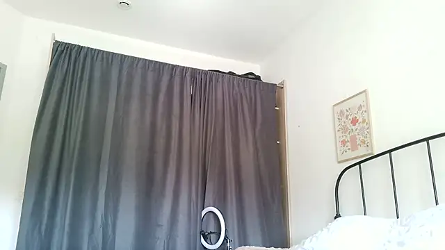 serena  vedette online show from 04/06/26, 11:00