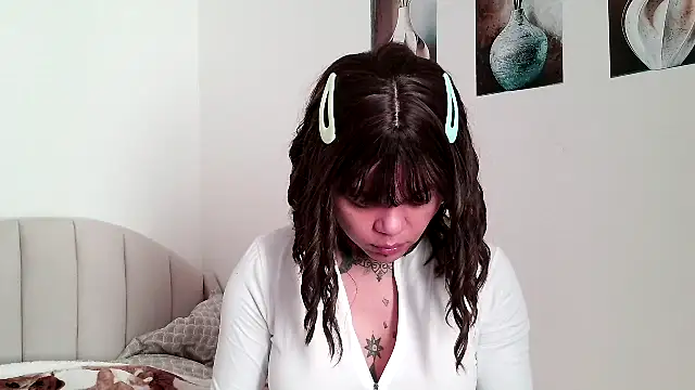serena  vedette online show from 05/19/26, 07:59