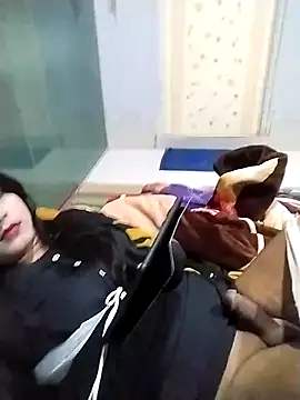 HijabiQueen789 online show from 01/30/25, 10:30