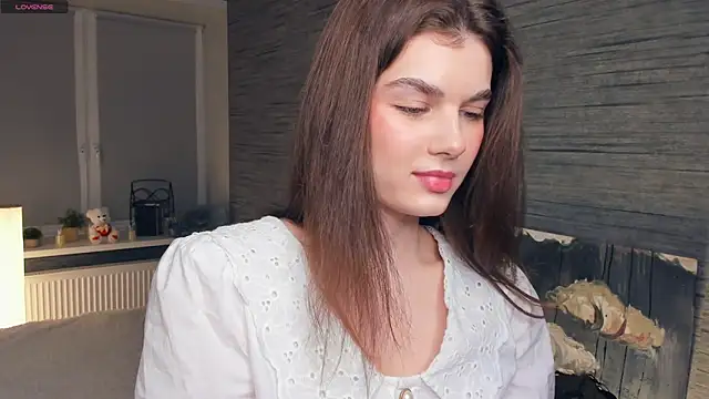FloraDobb online show from 02/25/25, 07:06