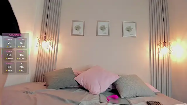 Snapshot of redvelvet__7 chatting on 02/11/25, 12:58 redvelvet  7 online show from 02/11/25, 12:58