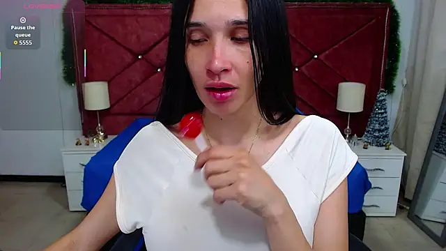 victoria adams07 online show from 12/15/25, 08:14