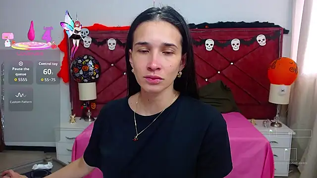 victoria adams07 online show from 10/20/25, 07:03