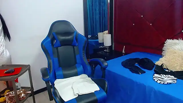 victoria adams07 online show from 02/11/26, 07:58