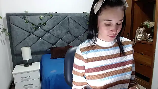 victoria adams07 online show from 04/08/26, 02:07