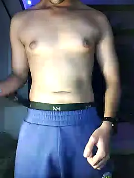 Snapshot of fit_boyxx chatting on 09/10/25, 09:14 fit boyxx online show from 09/10/25, 09:14